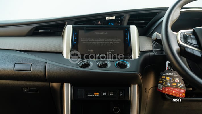Toyota Innova 2021
