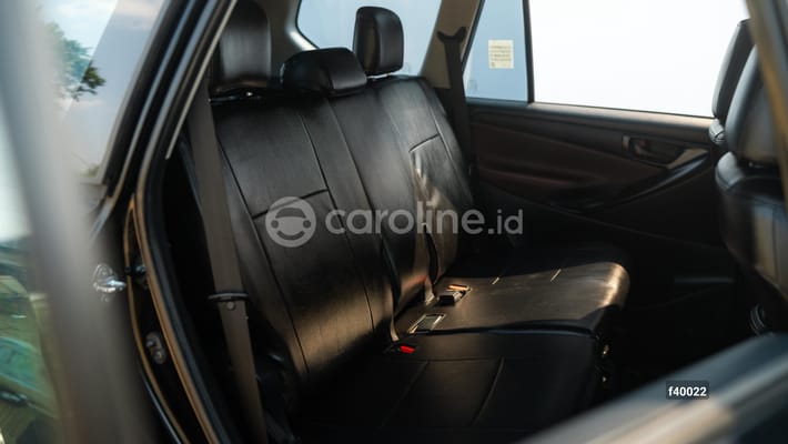Toyota Innova 2021