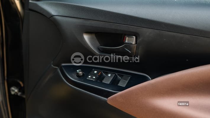 Toyota Innova 2021