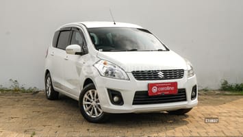 Foto Suzuki Ertiga GL 1.4 2012