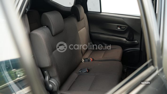 Daihatsu Sigra 2024