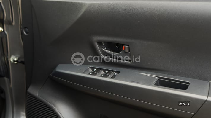 Daihatsu Sigra 2024