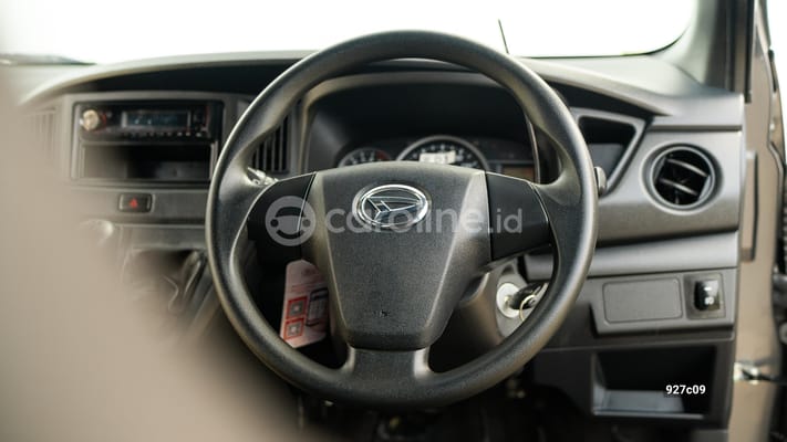 Daihatsu Sigra 2024