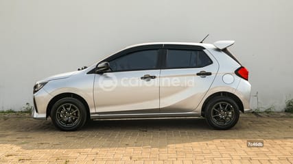 Jual Mobil Daihatsu Ayla R 1.2 2023 Bekas Kabupaten Bogor