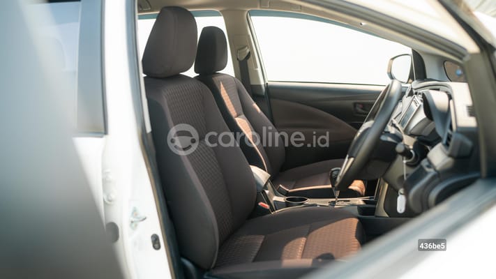 Toyota Innova 2022