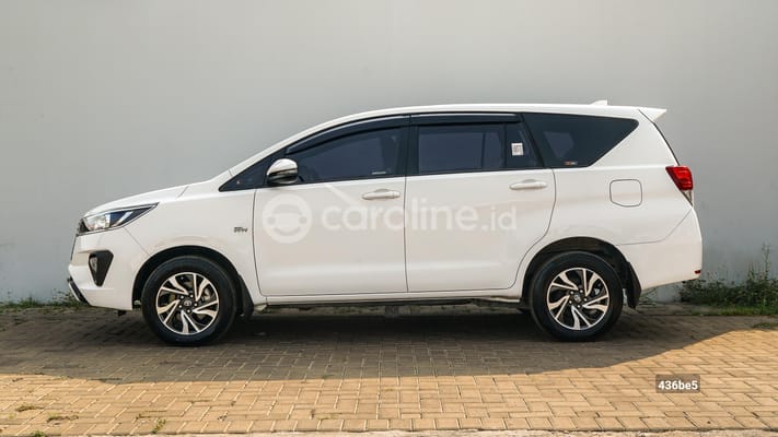 Toyota Innova 2022