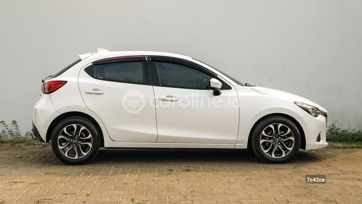 Mazda 2 2018
