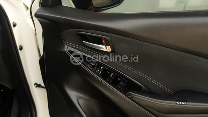 Mazda 2 2018