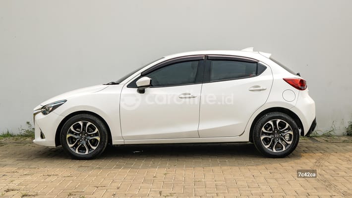 Mazda 2 2018
