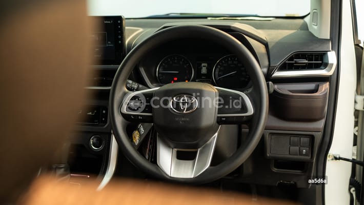 Toyota Avanza 2024