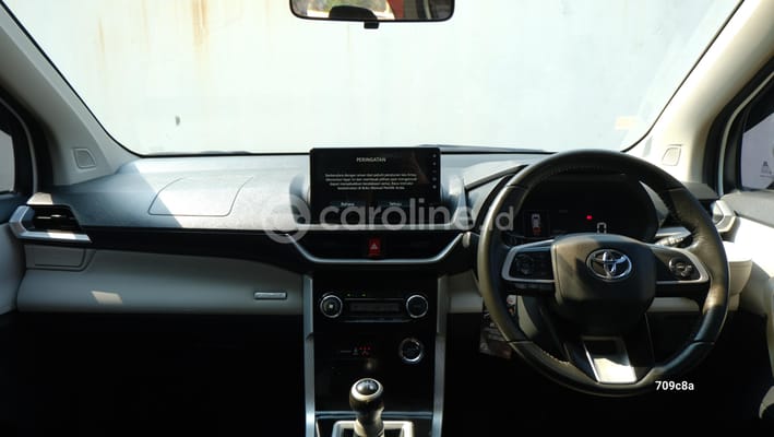 Toyota Veloz 2023