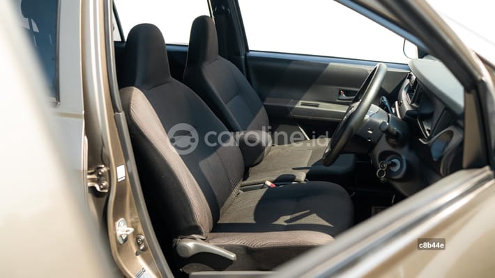 Daihatsu Sigra 2024