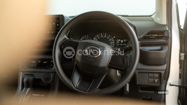 Daihatsu Xenia 2022