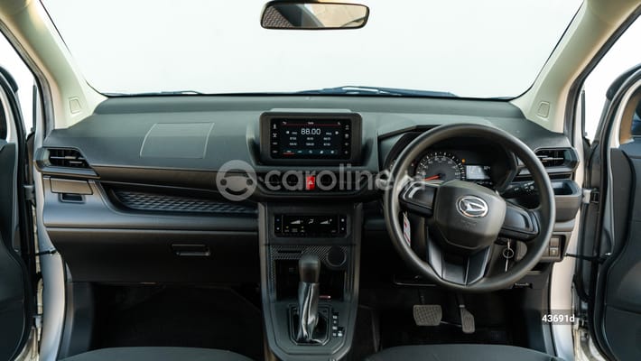 Daihatsu Xenia 2022