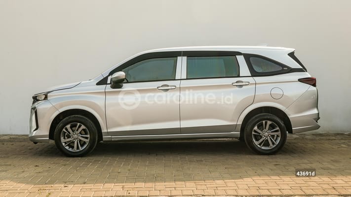 Daihatsu Xenia 2022