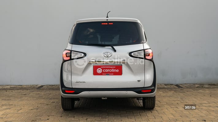 Toyota Sienta 2019