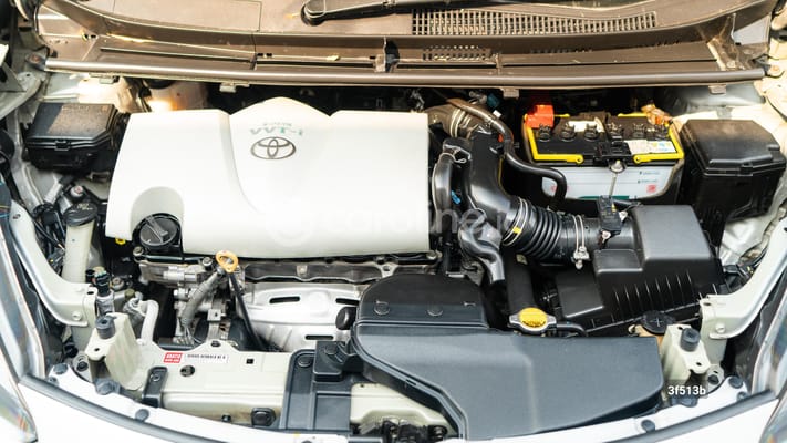 Toyota Sienta 2019