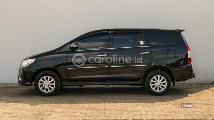 Toyota Innova 2014
