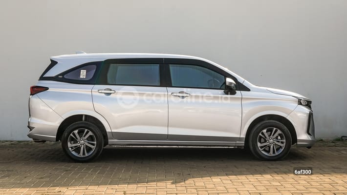Daihatsu Xenia 2022