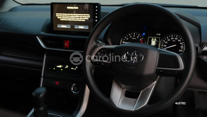 Toyota Avanza 2024