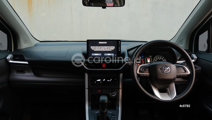 Toyota Avanza 2024