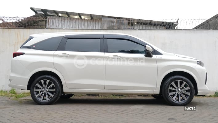 Toyota Avanza 2024