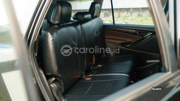 Toyota Innova 2021