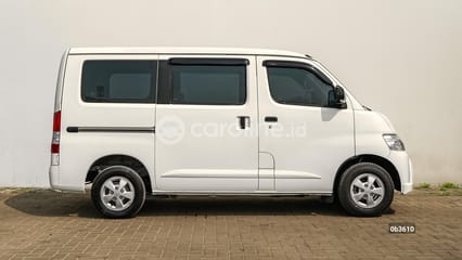 Jual Mobil Daihatsu Gran max 1.5 D MINIBUS 2022 Bekas Kota Bandung
