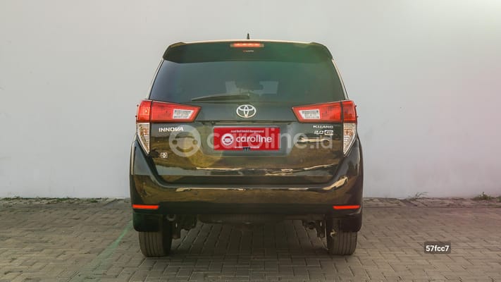 Toyota Innova 2021