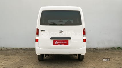 Jual Mobil Daihatsu Gran max 1.5 D MINIBUS 2022 Bekas Kota Tangerang Selatan
