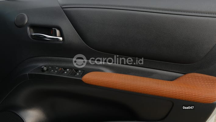 Toyota Sienta 2016