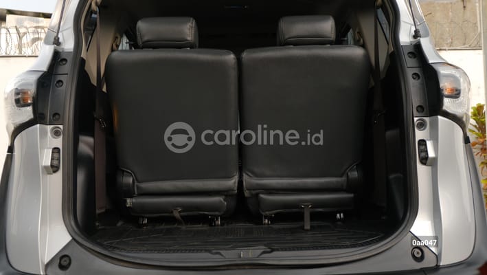 Toyota Sienta 2016