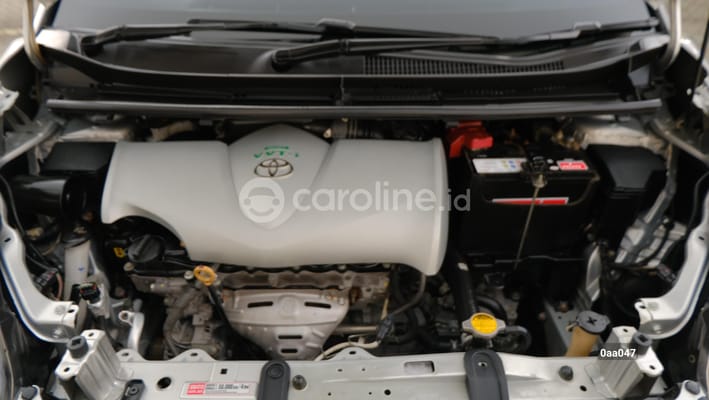 Toyota Sienta 2016