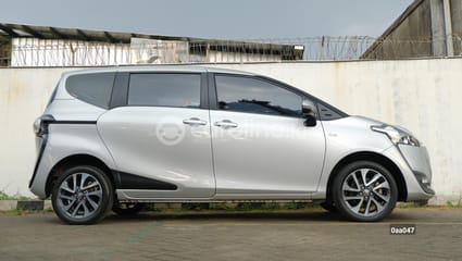 Jual Mobil Toyota Sienta V 1.5 2016 Bekas Kota Bandung