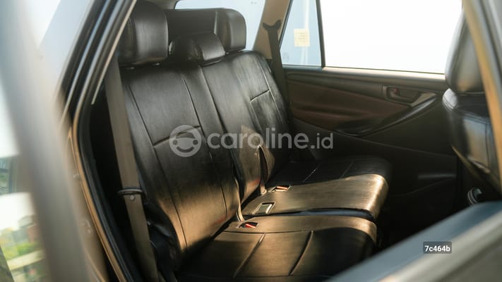 Toyota Innova 2021