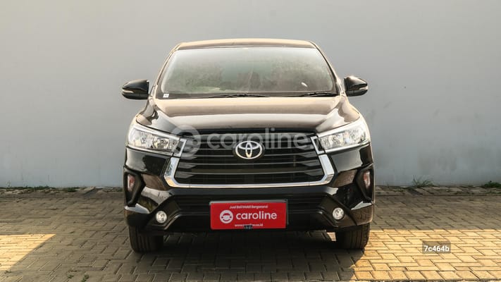 Toyota Innova 2021
