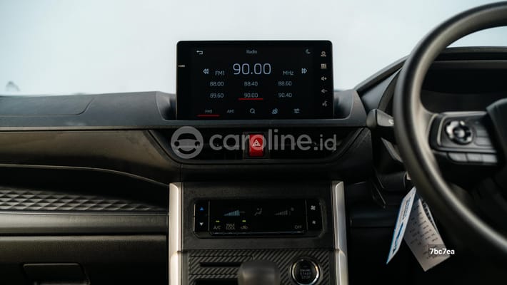 Daihatsu Xenia 2022