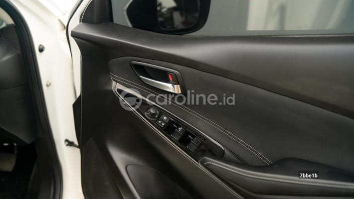 Mazda Mazda 2017