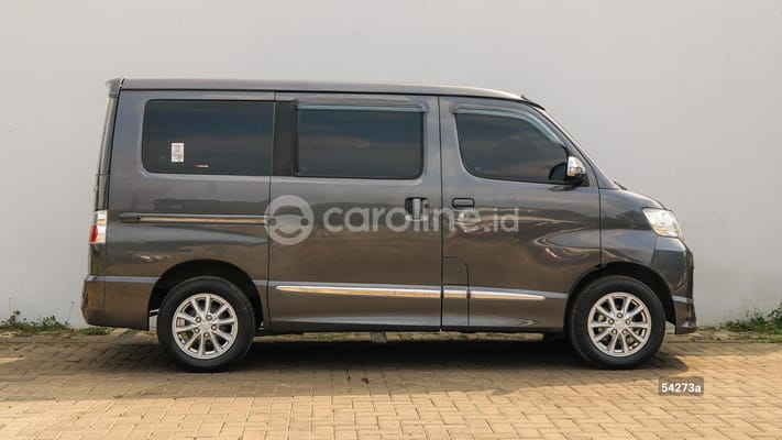 Daihatsu Luxio 2023