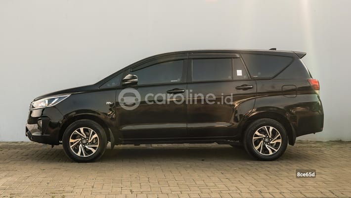 Toyota Innova 2021