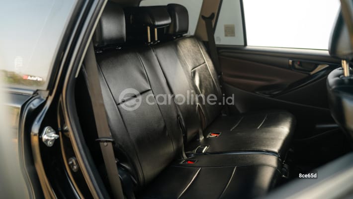 Toyota Innova 2021