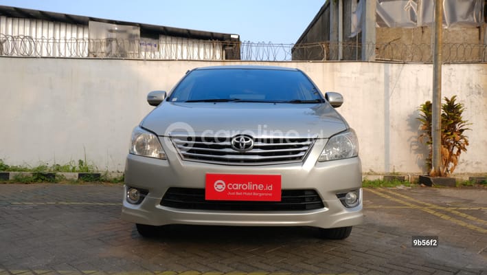 Toyota Innova 2013