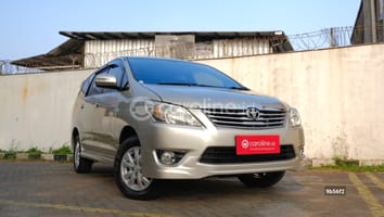 Foto Toyota Innova G LUX 2.0 2013
