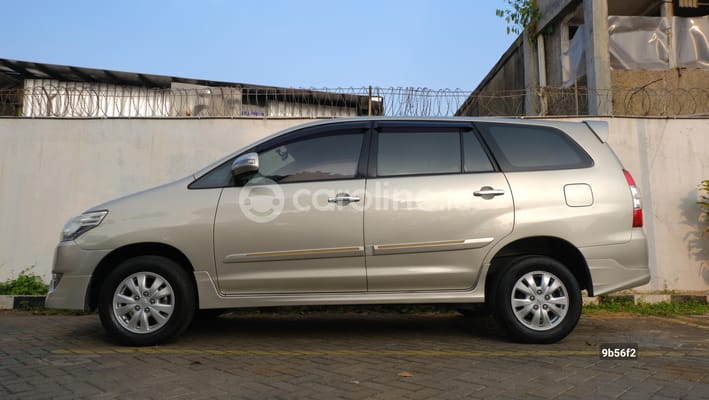 Toyota Innova 2013