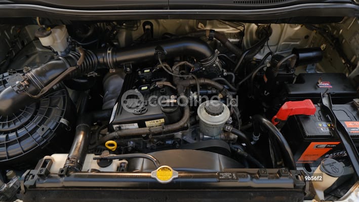 Toyota Innova 2013