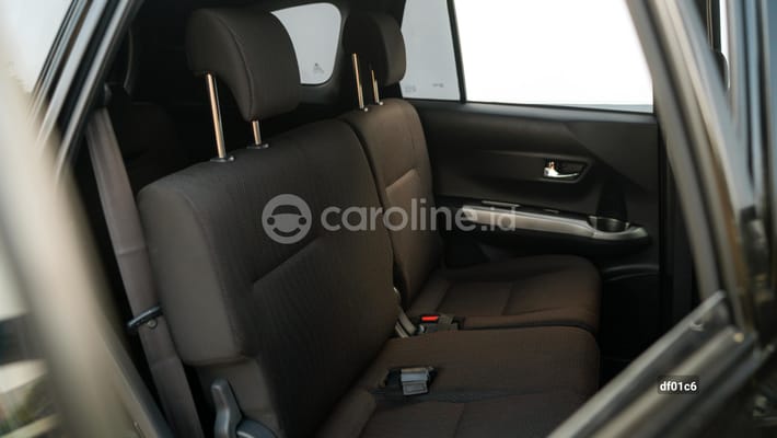 Daihatsu Sigra 2025