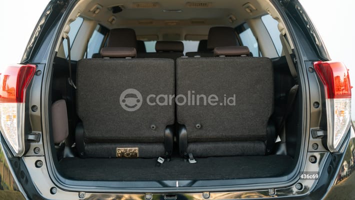 Toyota Innova 2021