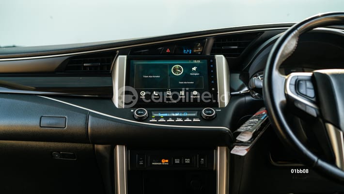 Toyota Innova 2021