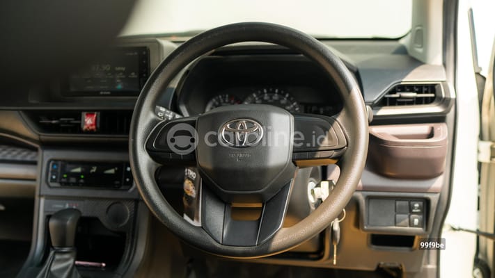 Toyota Avanza 2024