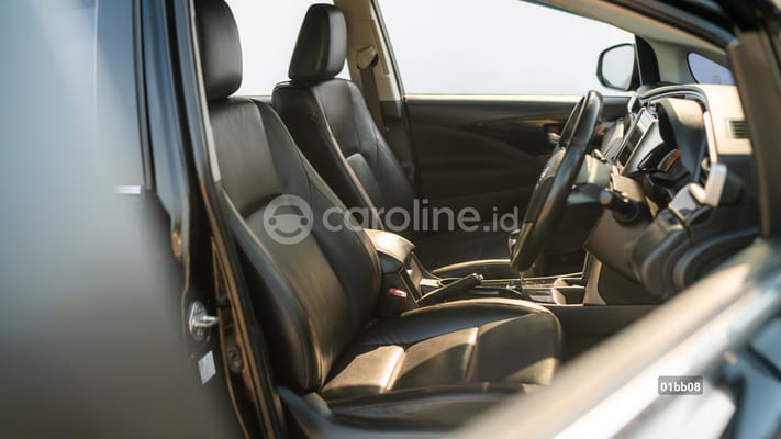 Toyota Innova 2021